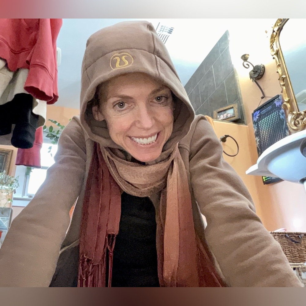 Mauve Zip UP LULULEMON scuba hoodie!!